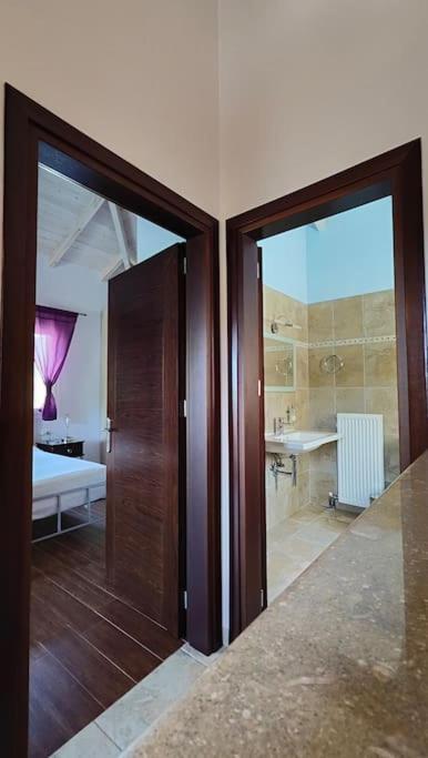 Villa *Drosia*/5' From Town & Sea/Mountain View Frínion Extérieur photo